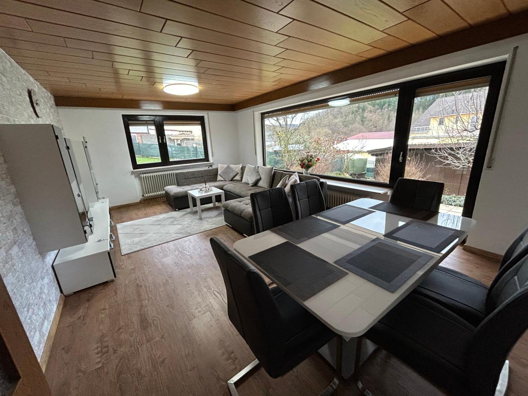 Ferien- Und Monteurwohnung Zum Waldblick Buitenkant foto